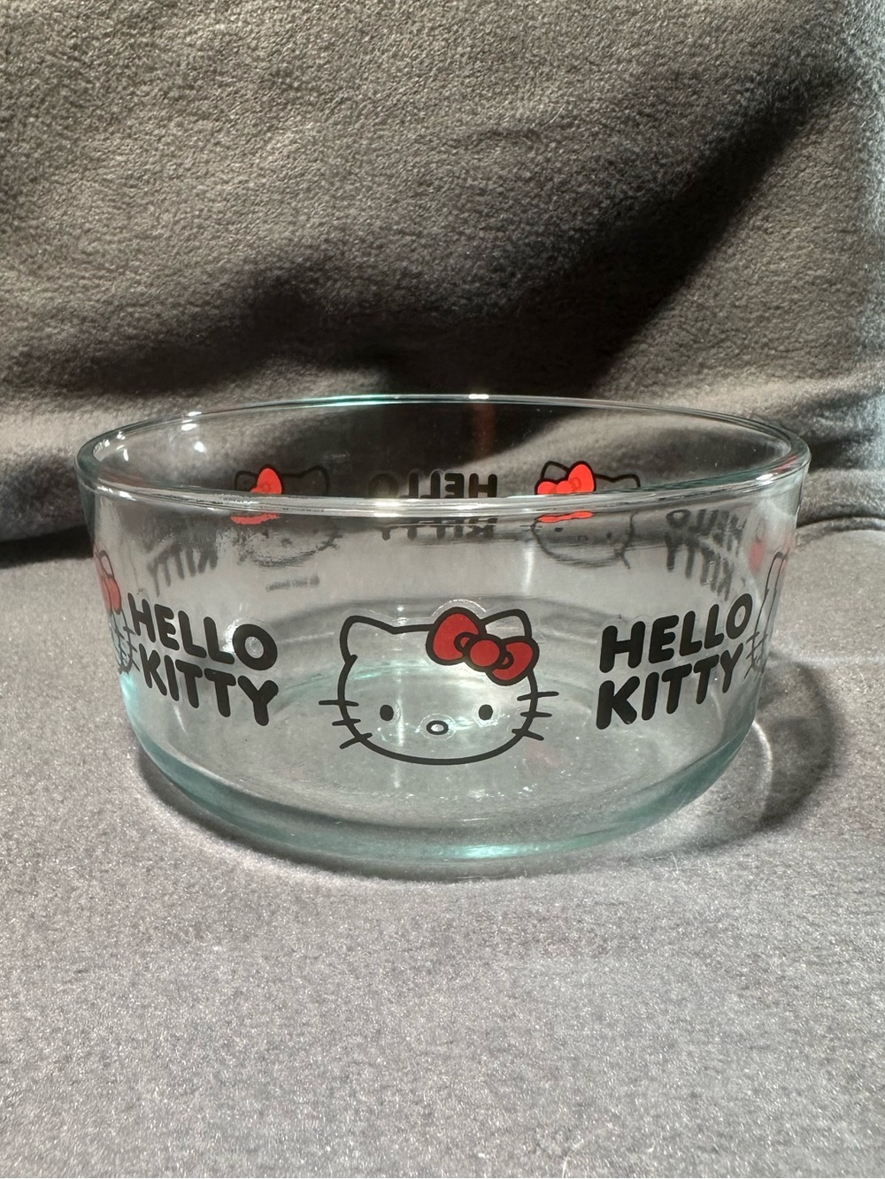 🆕 Hello Kitty Clear Glass Pyrex Dish with Red Bow Accents